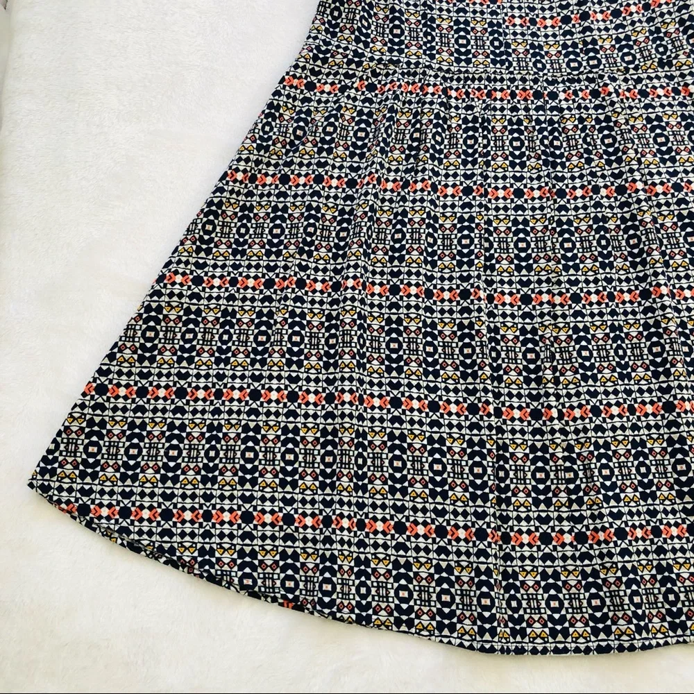 H&M, Geometric Design Sleeveless Dress, Size 4 - Picture 14 of 16
